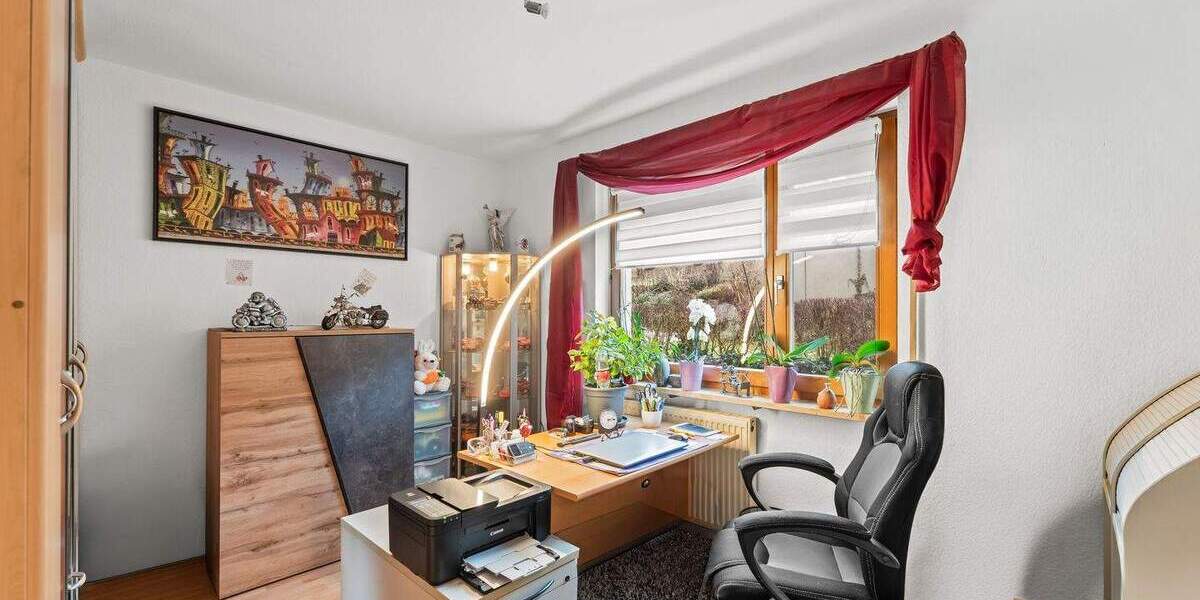 Etagenwohnung Langenzenn - 3 Zimmer, 82 m&sup2;, 299.000&euro; | Angebot:25670110