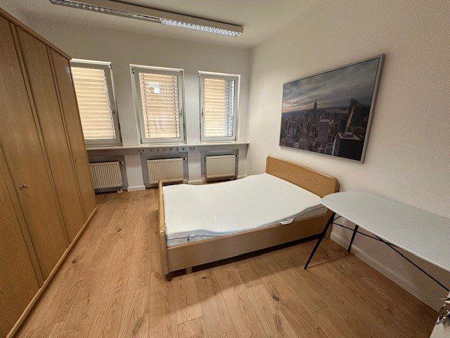 Terrassenwohnung Wendelstein - 7 Zimmer, 200 m&sup2;, 390.000&euro; | Angebot:27092661