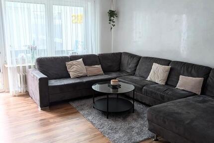 Provisionsfrei Reiheneckhaus mit Wintergarten & Stellplätze 4 zimmer