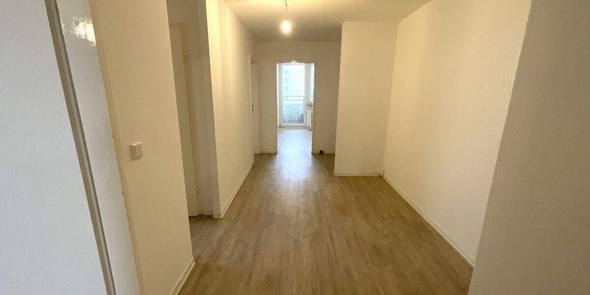 3-Zimmer-Wohnung mit Balkon, Lift und TG-Stellplatz 3 zimmer