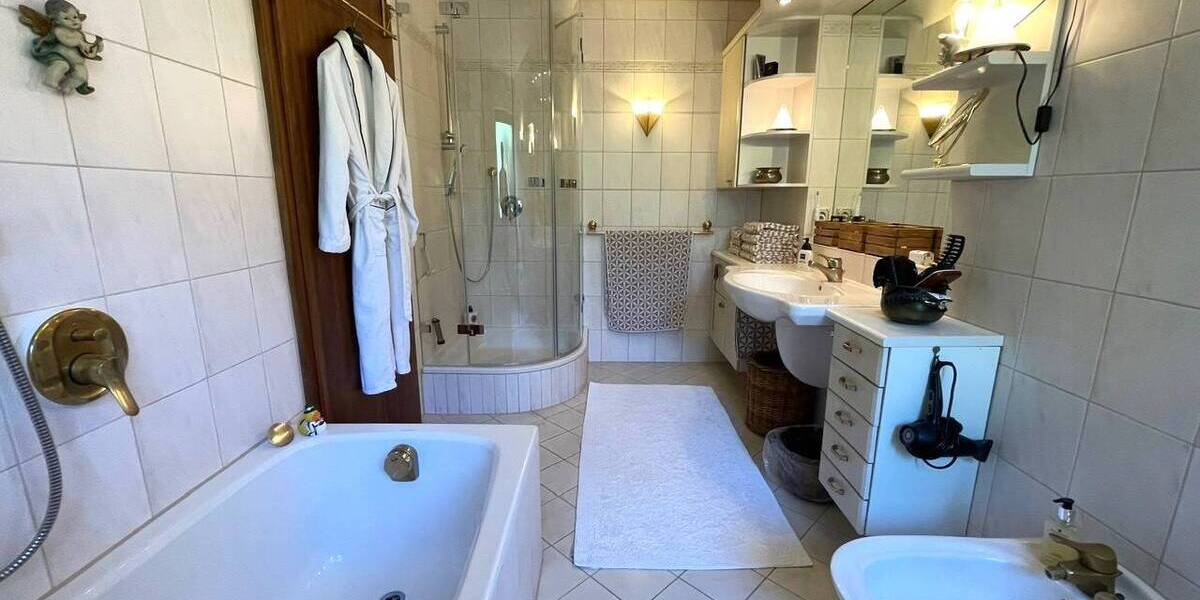 Bungalow Röthenbach an der Pegnitz Röthenbach - 4 Zimmer, 200 m&sup2;, 875.000&euro; | Angebot:26554432