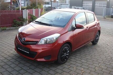 Toyota Yaris 146.900 km 5.900 &euro; Fürth 90763