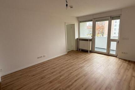 ERSTBEZUG nach Modern. 3,5 Zi. Wohnung + Balkon + Abstellkammer 3 zimmer