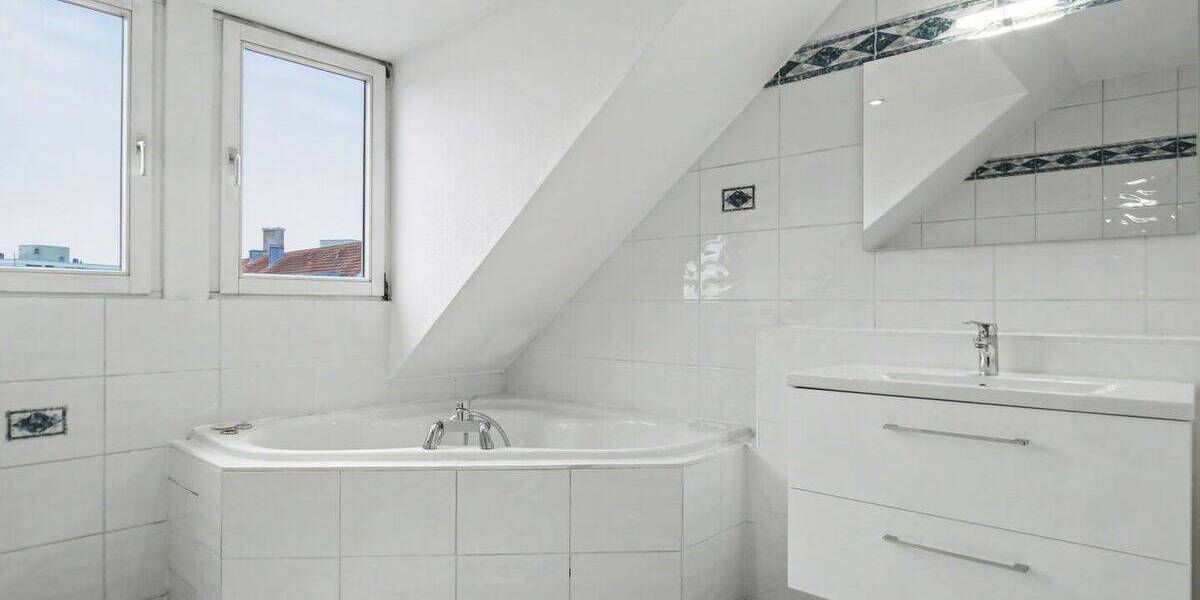 Etagenwohnung Nürnberg Schweinau - 2 Zimmer, 62 m&sup2;, 205.000&euro; | Angebot:26245187