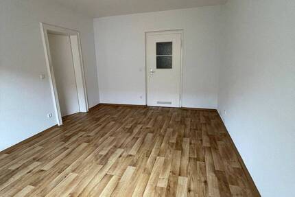 Wohnung Nürnberg Steinbühl - 2 Zimmer, 49 m&sup2;, 442&euro; | Angebot:26835655