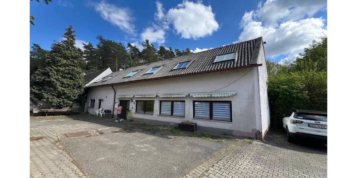 Gewerbeobjekt Zirndorf Weiherhof - 4 Zimmer, 200 m&sup2;, 1.799&euro; | Angebot:26486252