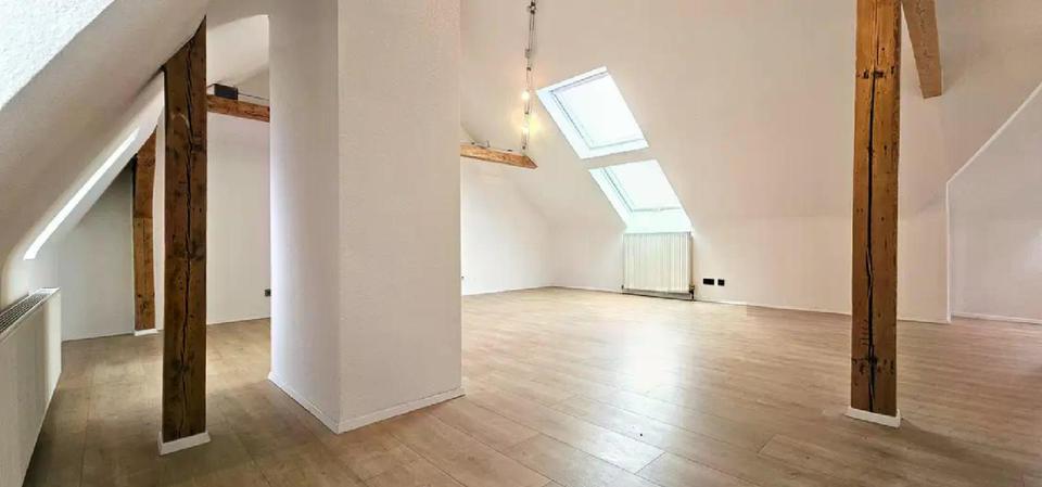 Provisionsfreie 2-Zimmer Maisonette Wohnung in der Südstadt 2 zimmer