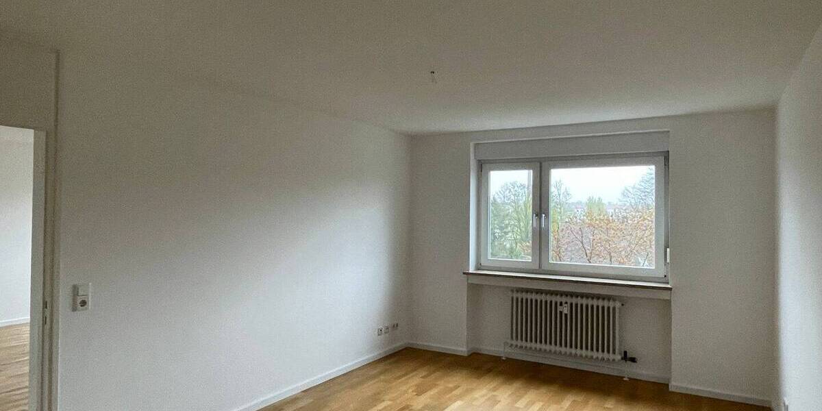 Etagenwohnung Nürnberg Herrnhütte - 4 Zimmer, 97 m&sup2;, 999&euro; | Angebot:26389493