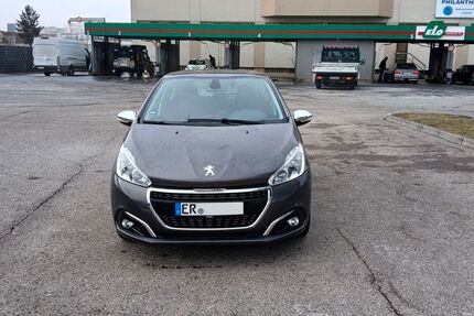 Peugeot 208 97.946 km 8.990 &euro; Erlangen 91052