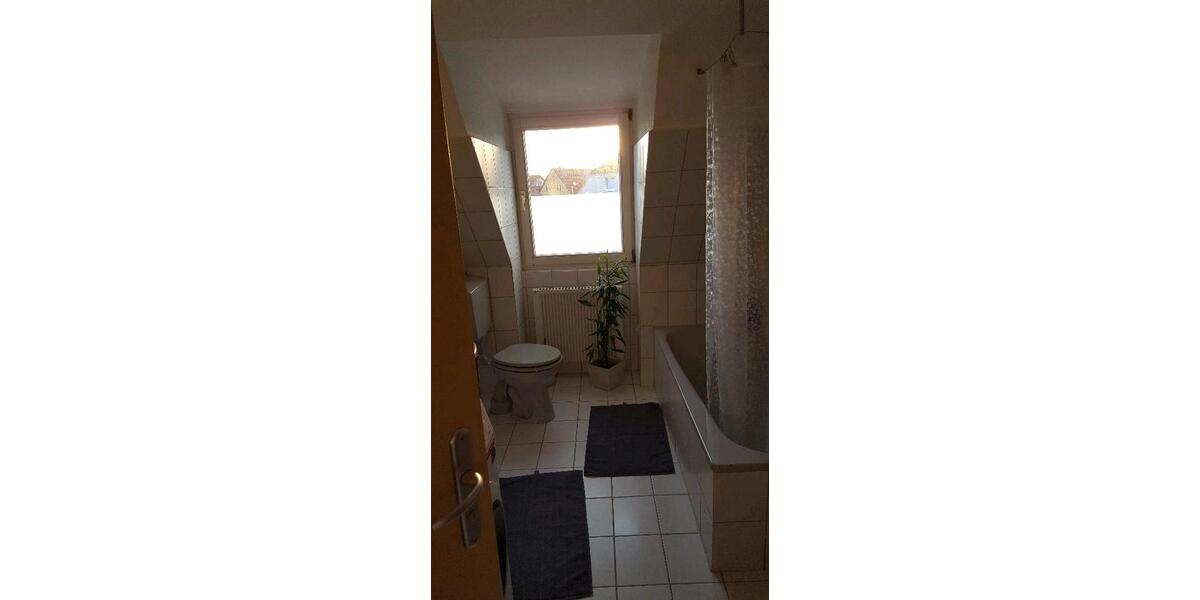 Dachgeschoßwohnung Erlangen Alterlangen - 4 Zimmer, 75 m&sup2;, 800&euro; | Angebot:25764438