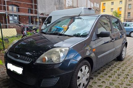 Ford Fiesta 176.000 km 1.100 &euro; Fürth 90763