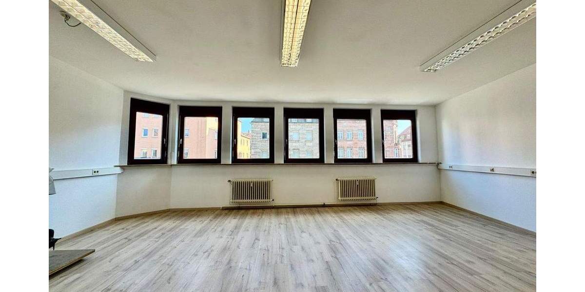Büro Praxis Seminarräume Nürnberg - saniert, ca. 220 m², bei Hbf - provisionsfrei (Eigentümer) zimmer