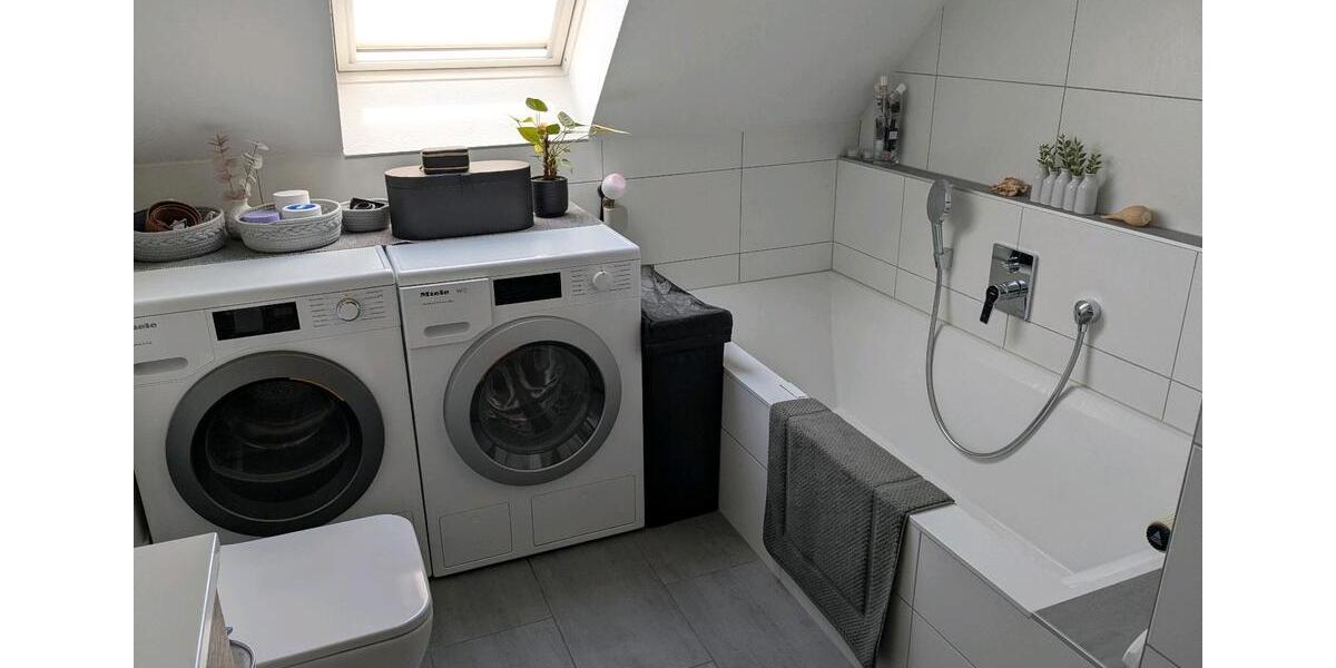 Dachgeschoßwohnung Herzogenaurach - 2.5 Zimmer, 64 m&sup2;, 295.000&euro; | Angebot:26704722