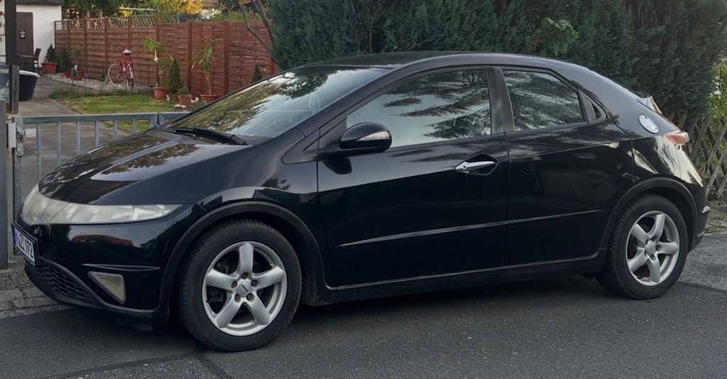 Honda Civic 187.000 km 3.900 &euro; Nürnberg 90469