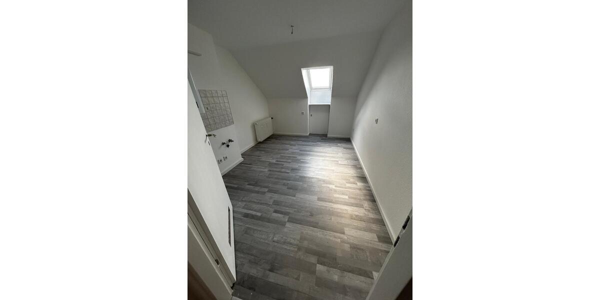 Dachgeschoßwohnung Nürnberg Eibach - 2 Zimmer, 50 m&sup2;, 500&euro; | Angebot:25789140