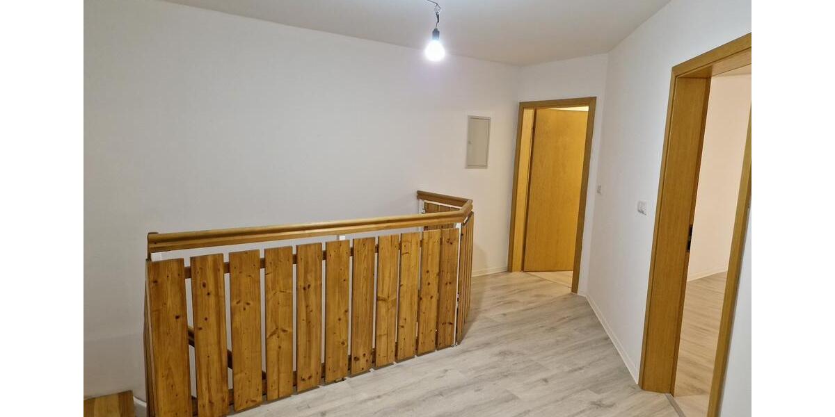 Erdgeschoßwohnung Nürnberg Gibitzenhof - 4 Zimmer, 160 m&sup2;, 1.520&euro; | Angebot:26481345