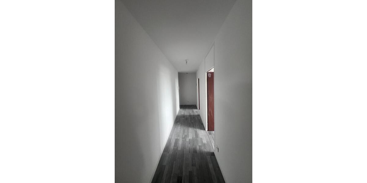 Zu verkaufen: 3-Zimmer-Wohnung - frisch renoviert mit Balkon 3 zimmer