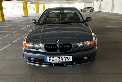 BMW 318 276.000 km 1.300 &euro; Nürnberg 90429