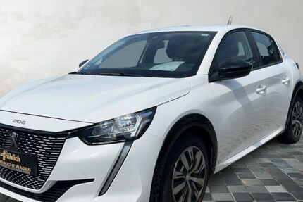 Peugeot 208 38.100 km 16.990 &euro; Nürnberg OT Schweinau 90439