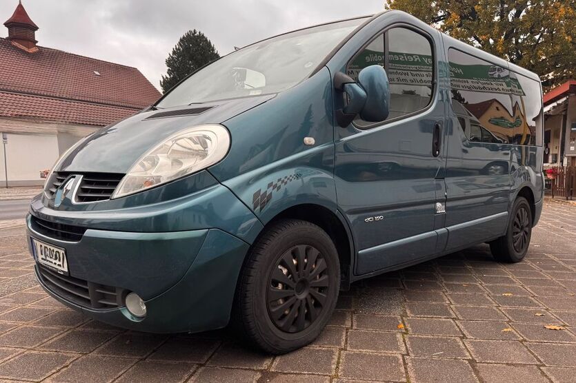 Renault Trafic 280.000 km 11.999 € Nürnberg 90429