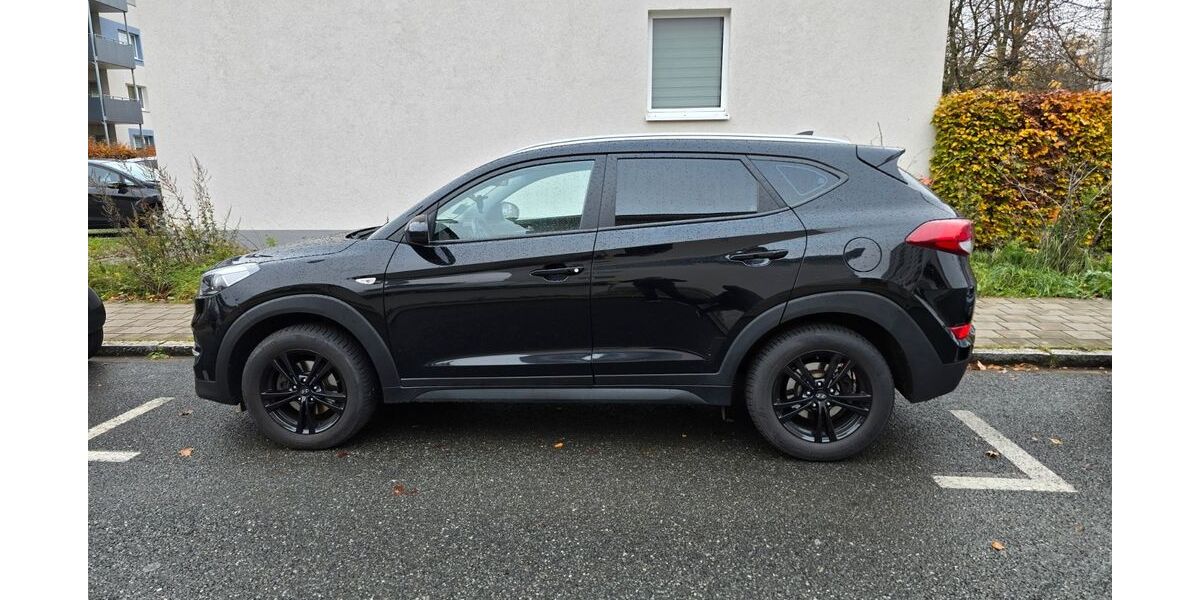 Hyundai TUCSON 151.000 km 11.900 &euro; Fürth 90766