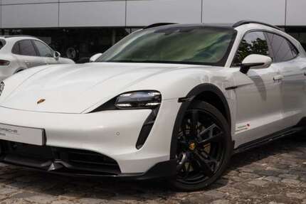 Porsche Taycan 39.900 km 109.990 € Nürnberg 90425