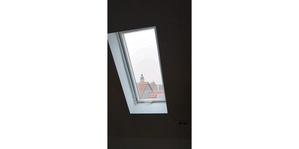 Dachgeschoßwohnung Forchheim - 5 Zimmer, 105 m&sup2;, 900&euro; | Angebot:26021077