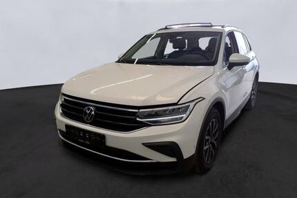 VW Tiguan 41.776 km 27.480 &euro; Fürth 90763