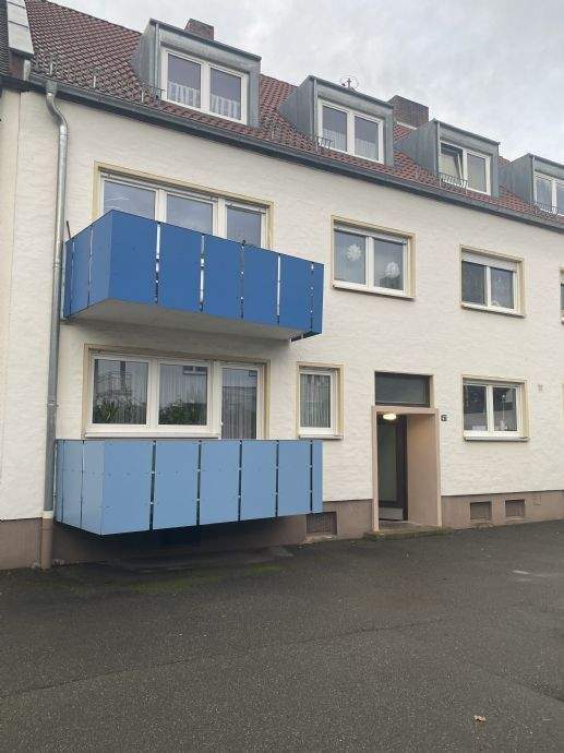 Helle freundliche, ruhige 3.ZW, Balkon, Badezimmer mit Fenster im Grünen 3 zimmer