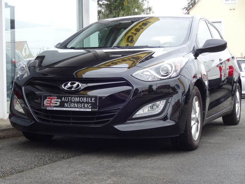 Hyundai i30 110.800 km 8.900 € Nürnberg 90431