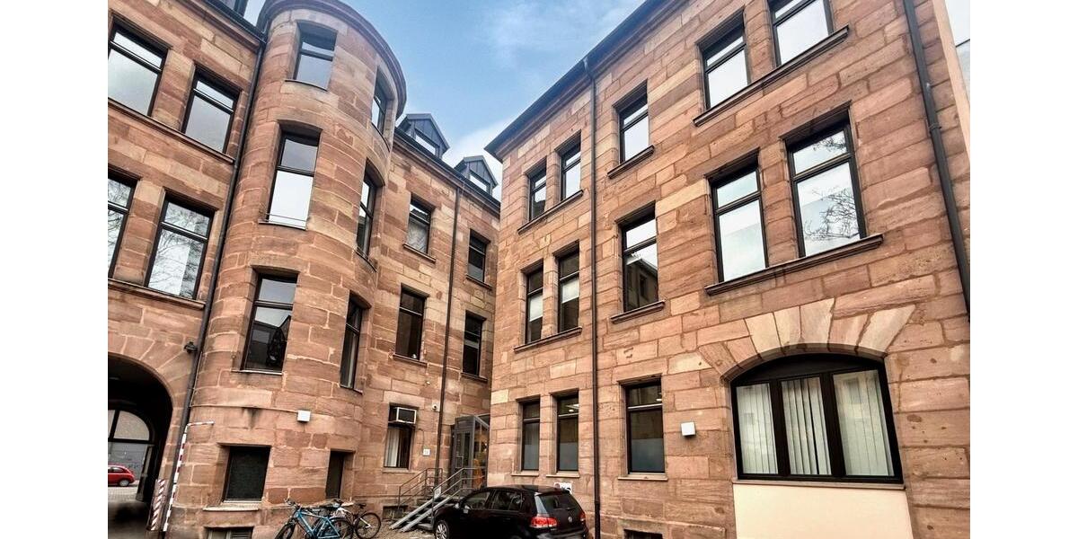 Etagenwohnung Nürnberg Eberhardshof - 3 Zimmer, 105 m&sup2;, 1.360&euro; | Angebot:25481406