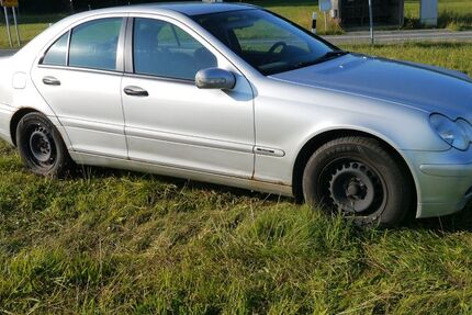 Mercedes-Benz C 180 170.000 km 2.000 &euro; Hiltpoltstein 91355