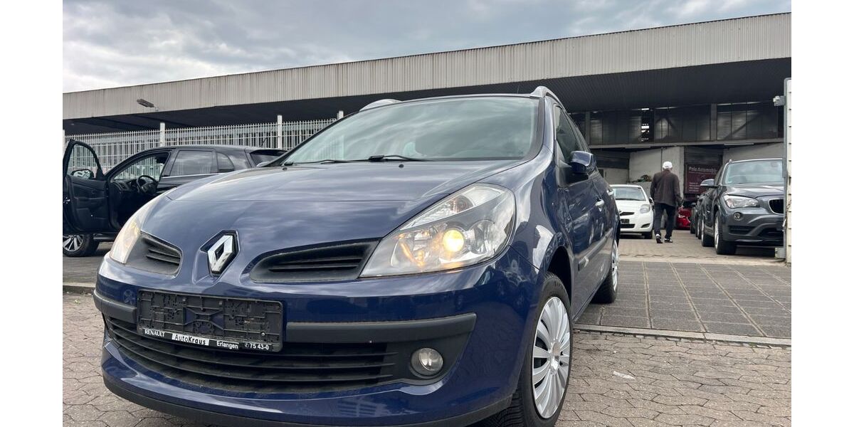 Renault Clio 226.000 km 1.350 &euro; Nürnberg 90439