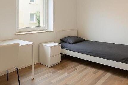 Neuwertig möblierte 1 Zimmer Wohnung Nähe U-Bahn zimmer