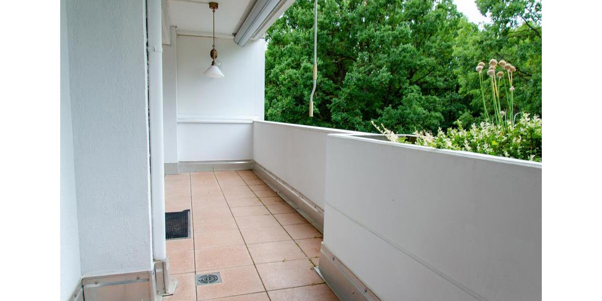 Etagenwohnung Nürnberg Erlenstegen - 3 Zimmer, 92 m&sup2;, 980&euro; | Angebot:26676166