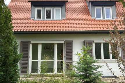 Haus zum Kaufen in Nürnberg 659.000 € 140.9 m² 7 zimmer