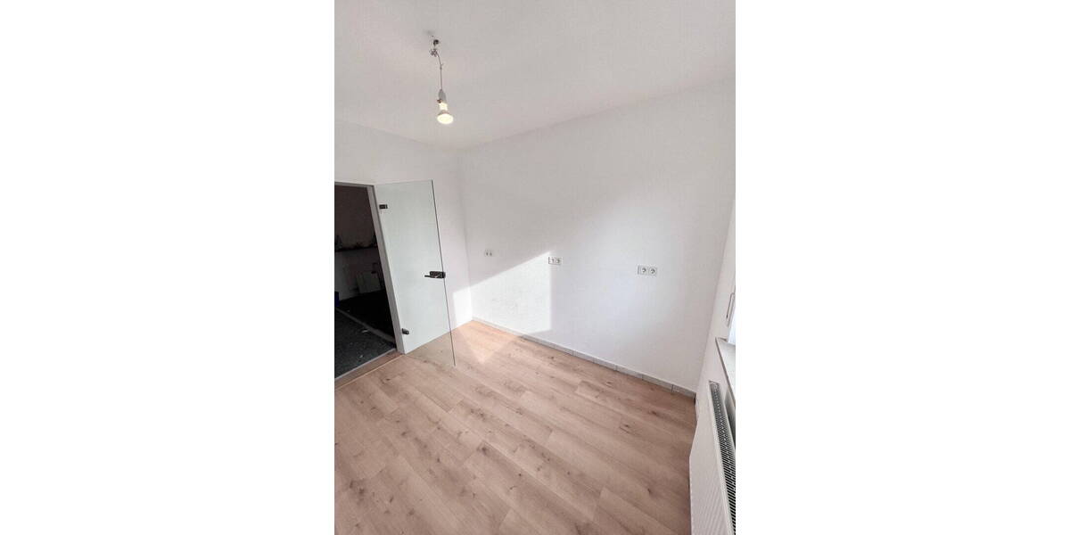 Etagenwohnung Fürth Stadeln - 3 Zimmer, 78 m&sup2;, 1.100&euro; | Angebot:26217984