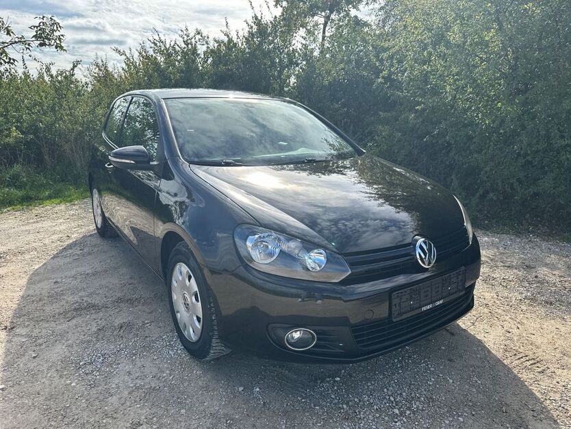 VW Golf 98.111 km 5.299 € Erlangen 91058