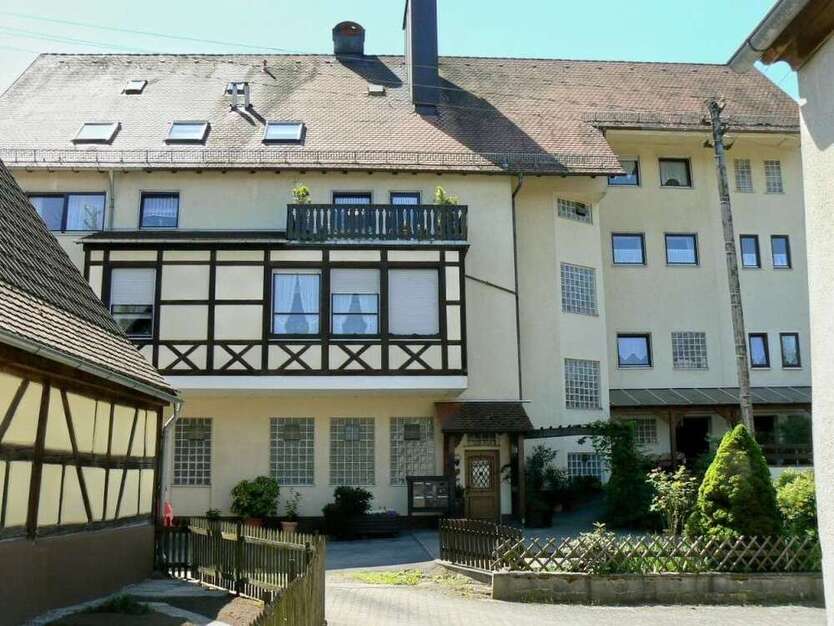 Wohnung zum Mieten in Altdorf 495 € 50 m²
