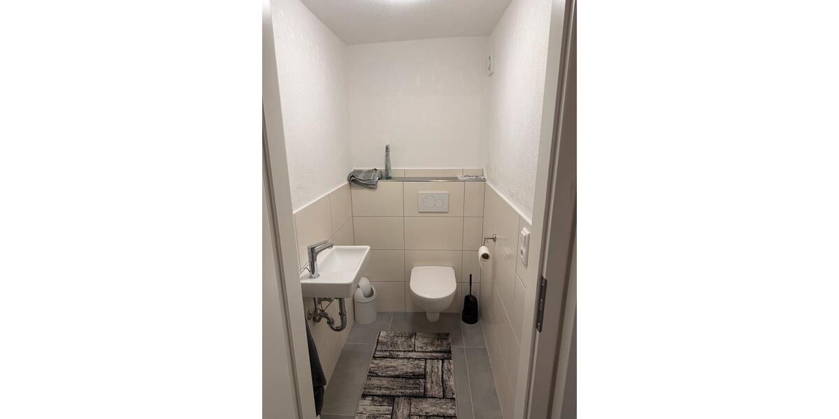 Einfamilienhaus Uttenreuth - 7 Zimmer, 181 m&sup2;, 1.999&euro; | Angebot:27614404