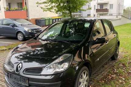 Renault Clio 194.000 km 1.999 &euro; Oberasbach 90522
