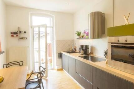 Wohnung Nürnberg Gleißhammer - 5 Zimmer, 143 m&sup2;, 1.200&euro; | Angebot:26045163