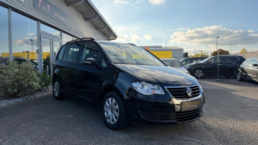 VW Touran 160.850 km 4.990 € Fürth 90763