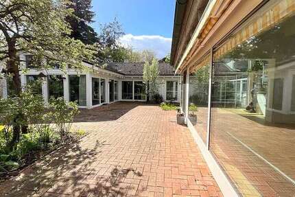 Haus Schwabach - 6 Zimmer, 402 m&sup2;, 1.350.000&euro; | Angebot:26679129
