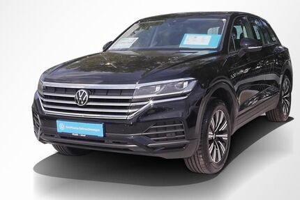 VW Touareg 17.900 km 58.880 € Erlangen 91058