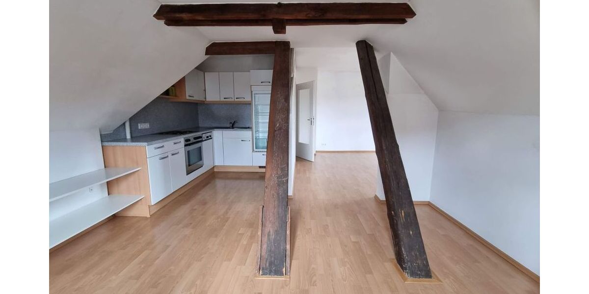 Schöne 3-Zi-Whg - FÜR MAXIMAL 2 PERSONEN -Einbauküche – Tageslichtbad – Wiesengrund in Laufweite zimmer