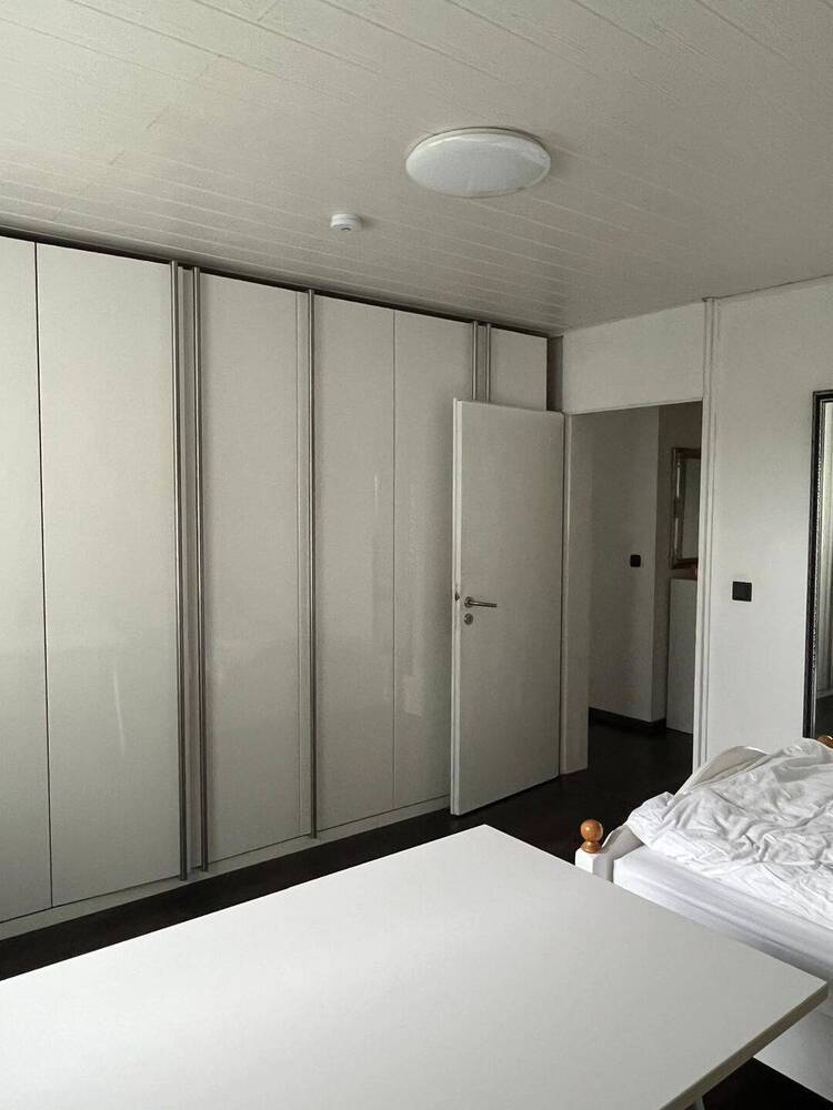 Renovierte 3-Zimmer-ETW mit Süd-Loggia und Ausblick zum Kanal