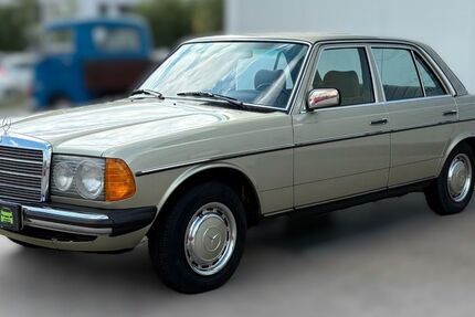 Mercedes-Benz 300 73.210 km 26.500 &euro; Heßdorf 91093