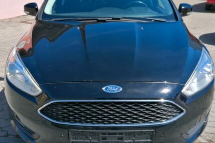 Ford Focus 96.550 km 7.600 &euro; Zirndorf 90513