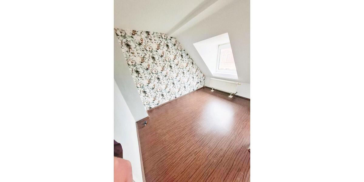 Dachgeschoßwohnung Nürnberg Rabus - 3.5 Zimmer, 79 m&sup2;, 800&euro; | Angebot:25158101